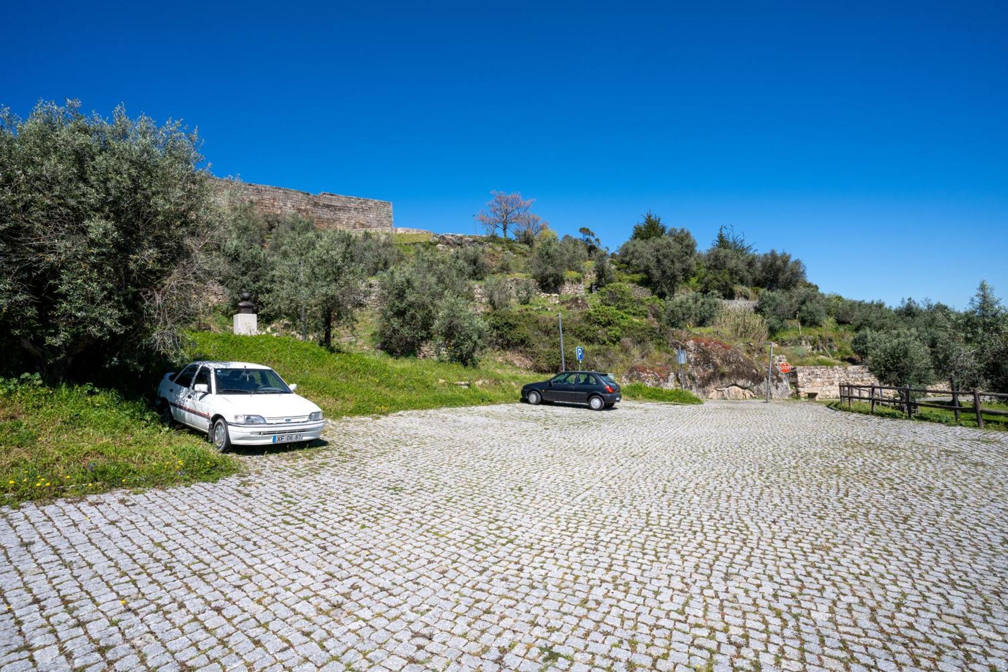 Casas De Bel-monte * Belmonte (Castelo Branco)