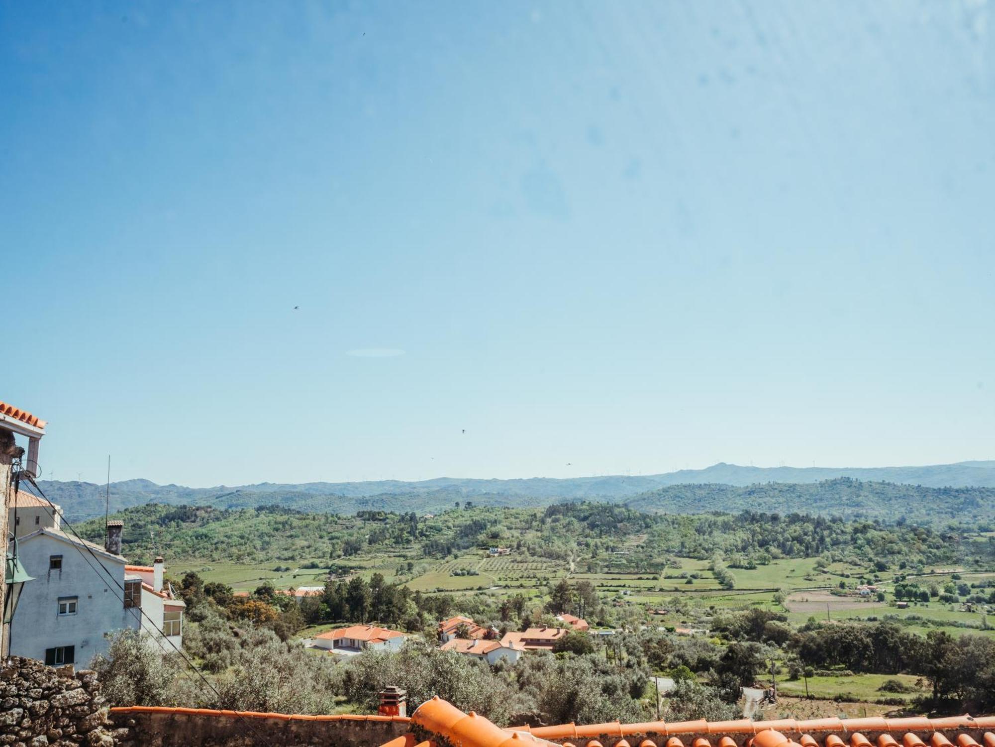 Casas De Bel-monte * Belmonte (Castelo Branco)